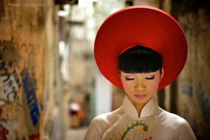 4 kiểu áo không thể thiếu - Cảm hứng video marketing từ Hotspot Matrix